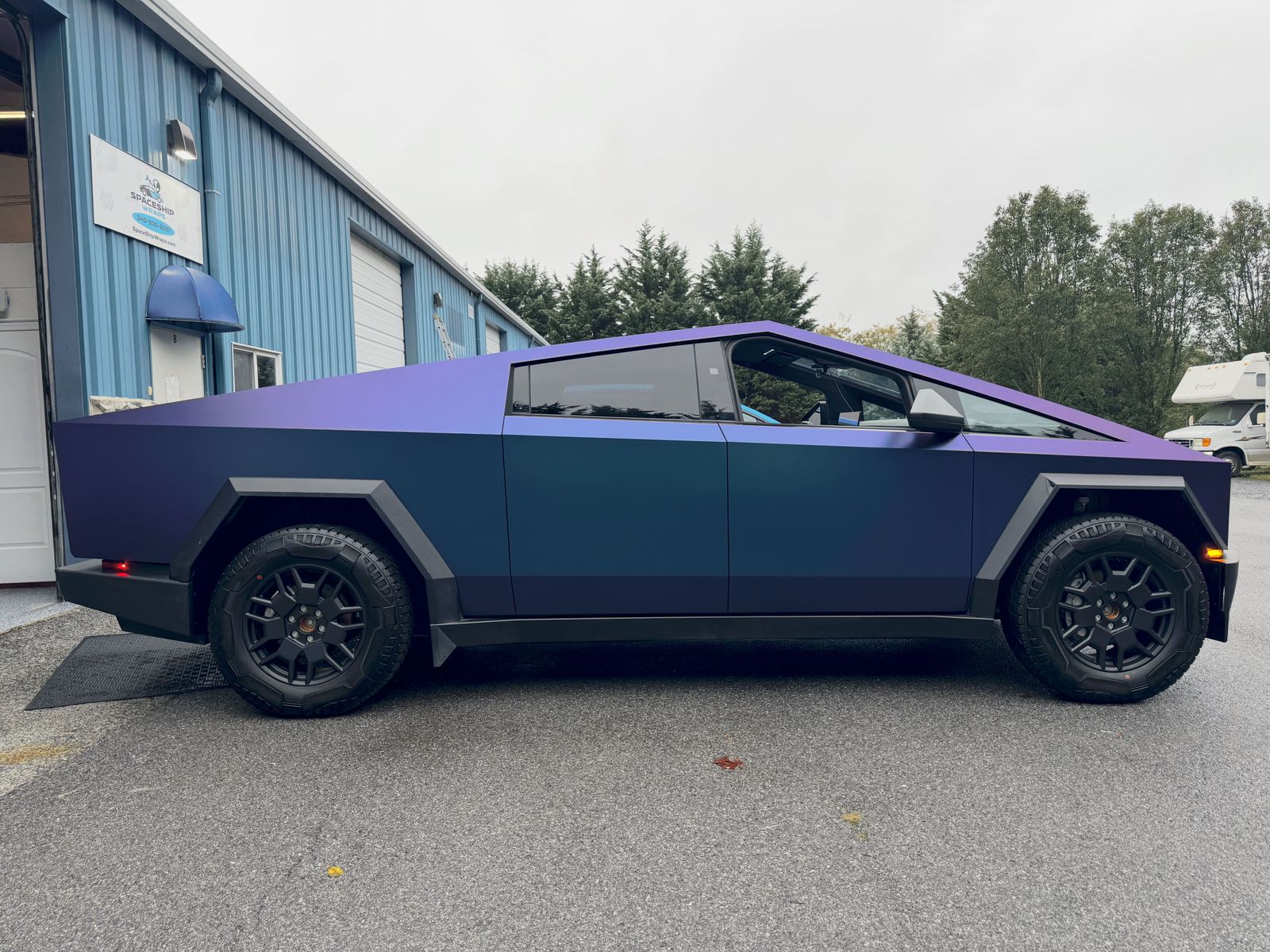 Tesla vinyl wrap Thousand Oaks